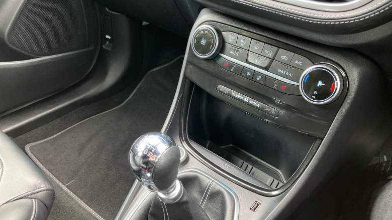 Ford Puma 1.0 EcoBoost Hybrid mHEV 155 ST-Line Vignale 5dr Petrol Hatchback